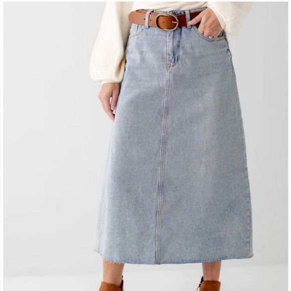 Main Street Exchange brand, women’s modest denim skirt. Size 12 - Picture 4 of 9